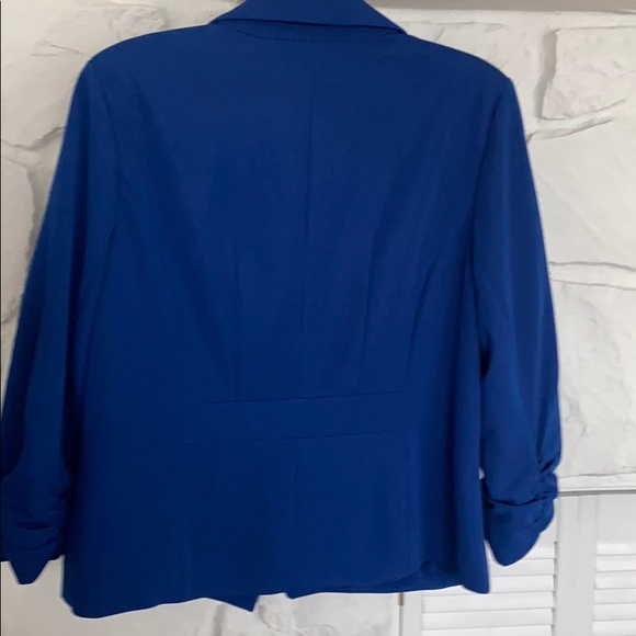 Dress Barn Blue lined jacket W/ ruched sleeve - Picture 2 of 13